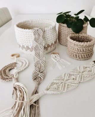 Co takhle začít nový rok tím, že se naučíte něco nového? Vypsala jsem tři nové termíny na víkendové workshopy macramé a...